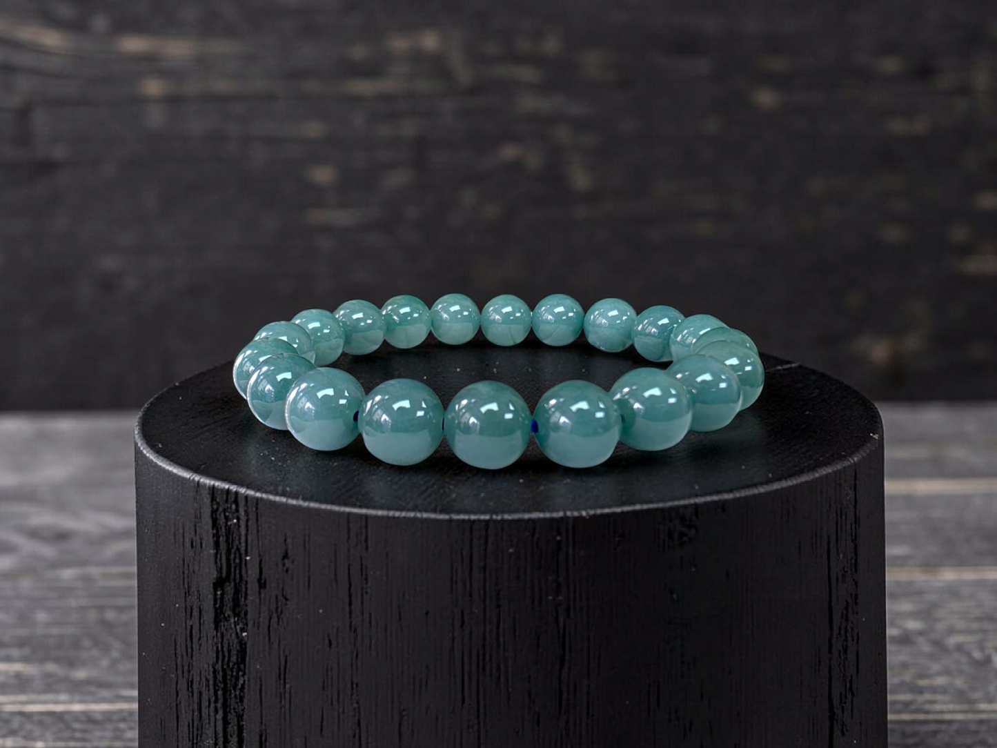 Japanese Blue-Green Guatemala A-Jade Icy Beaded Bracelet (MADE IN JAPAN) (9.5-10mm Each x 20 beads) 05058