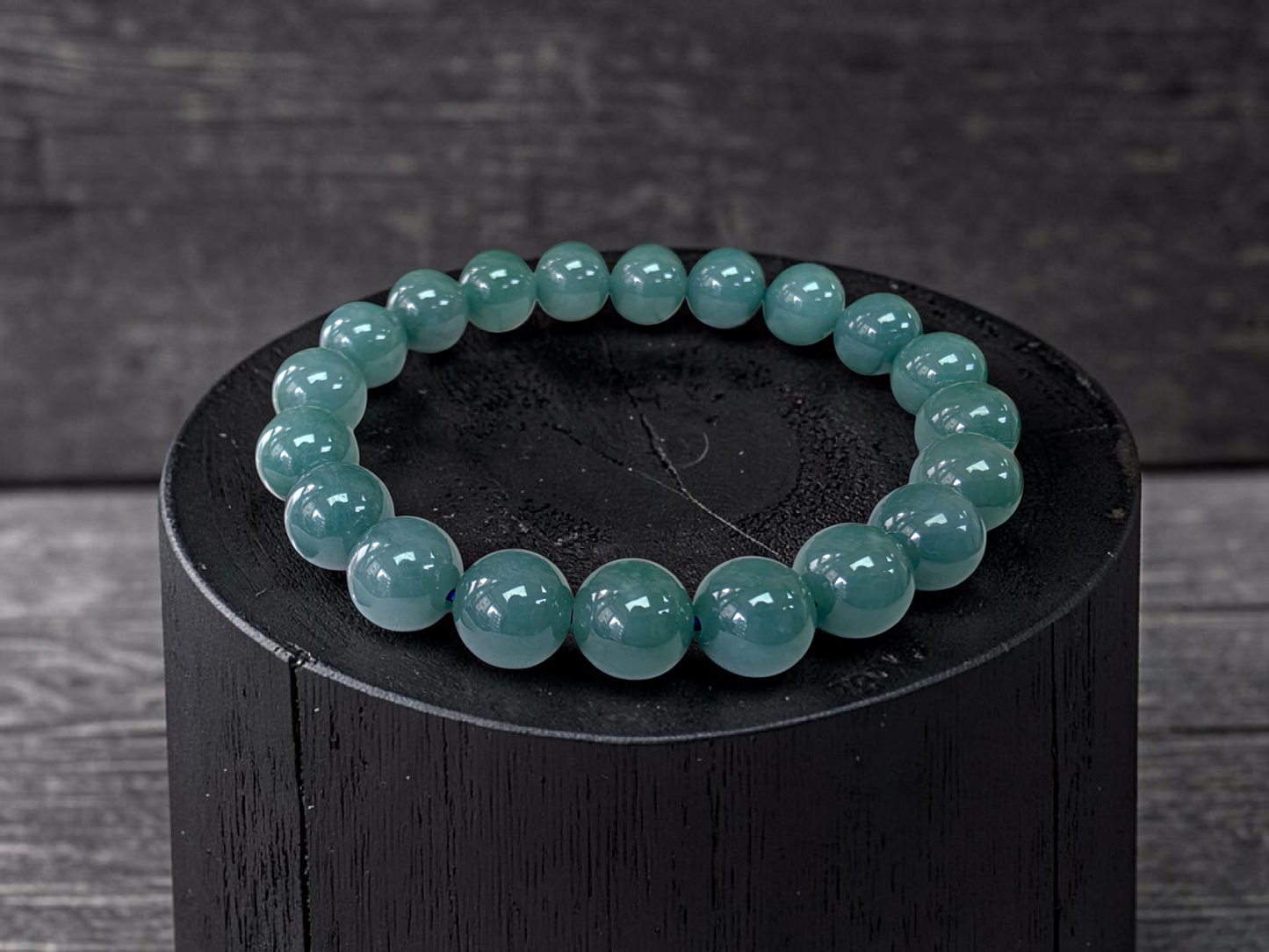 Japanese Blue-Green Guatemala A-Jade Icy Beaded Bracelet (MADE IN JAPAN) (9.5-10mm Each x 20 beads) 05058