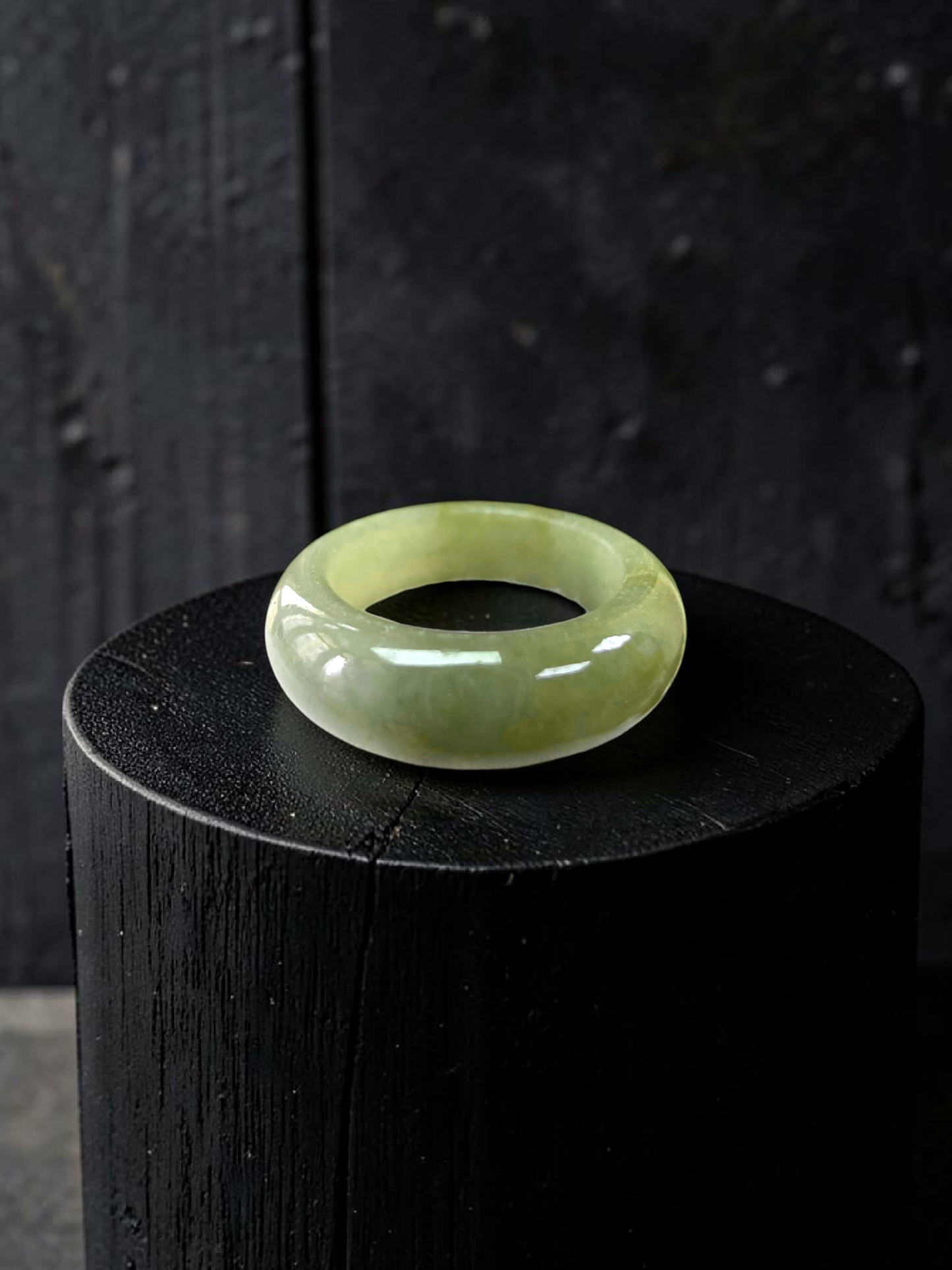 Burmese Jungle Green A-Jade Infinity Band Ring
