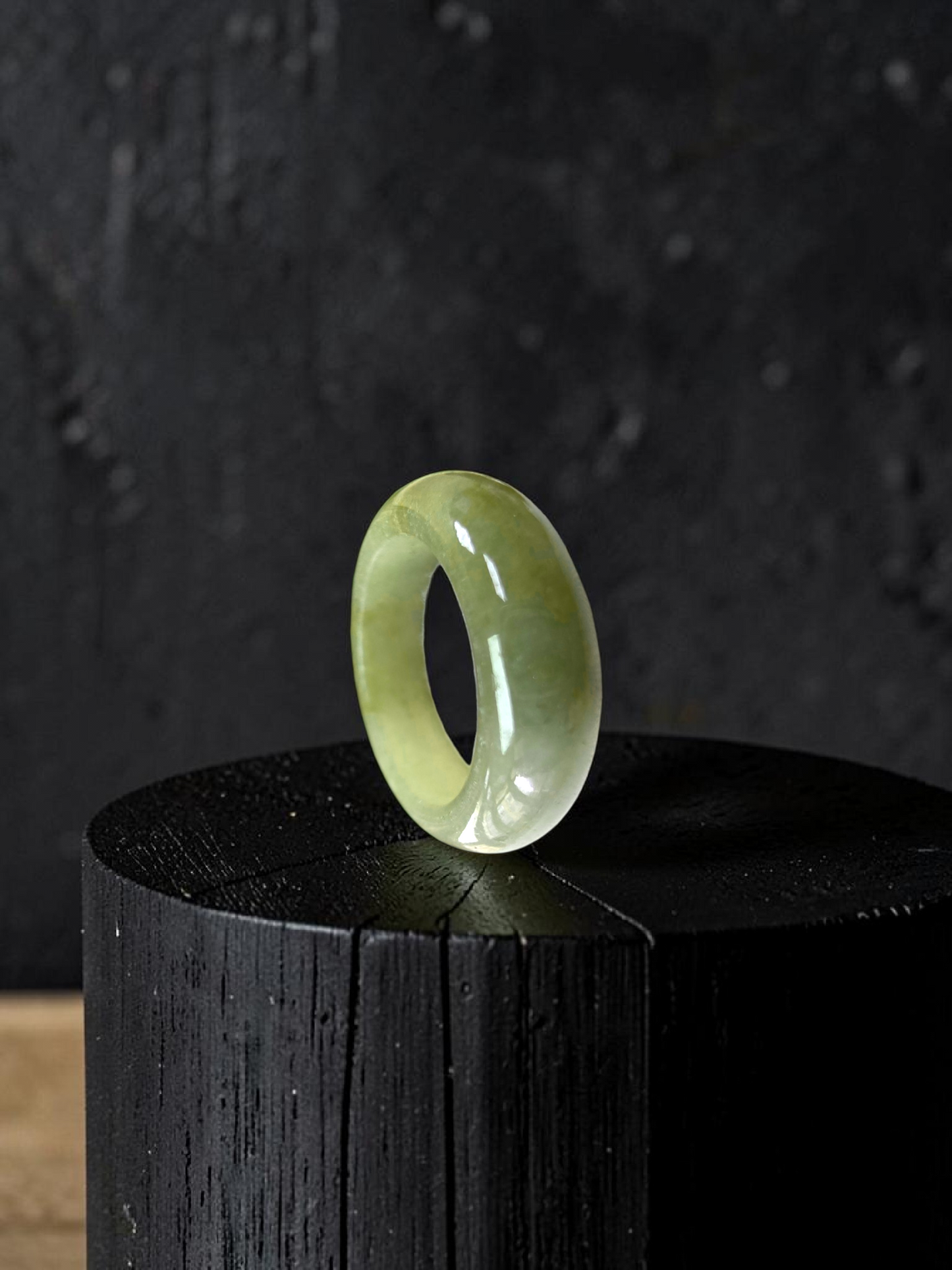 Burmese Jungle Green A-Jade Infinity Band Ring
