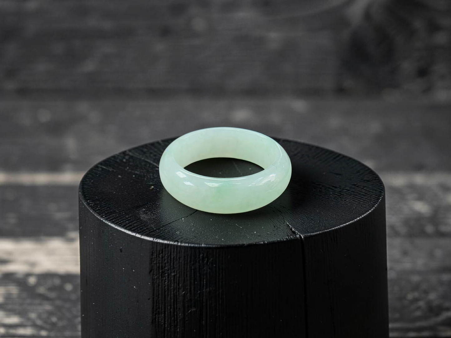 Burmese Pale Bright Green A-Jade Infinity Band Ring
