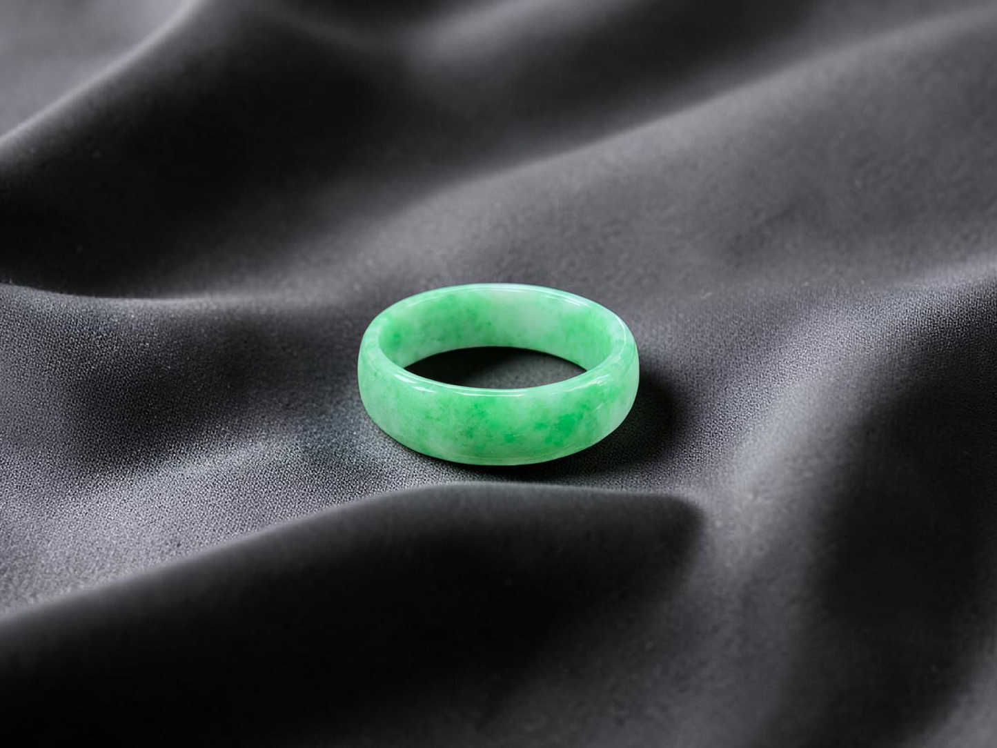 Burmese Bright Green A-Jade Infinity Band Ring - Size US 5.5 - V1
