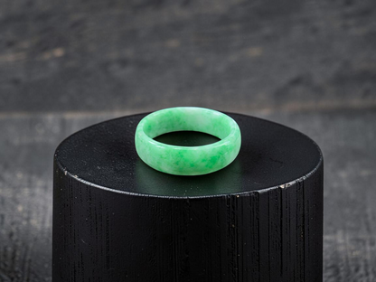 Burmese Bright Green A-Jade Infinity Band Ring - Size US 5.5 - V1