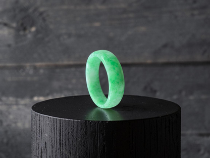 Burmese Bright Green A-Jade Infinity Band Ring - Size US 5.5 - V1