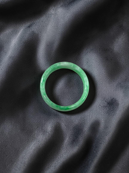 Burmese Bright Green A-Jade Infinity Band Ring - Size US 5.5 - V1