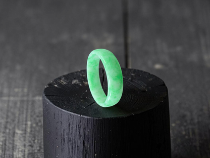 Burmese Bright Green A-Jade Infinity Band Ring - Size US 9 - V2