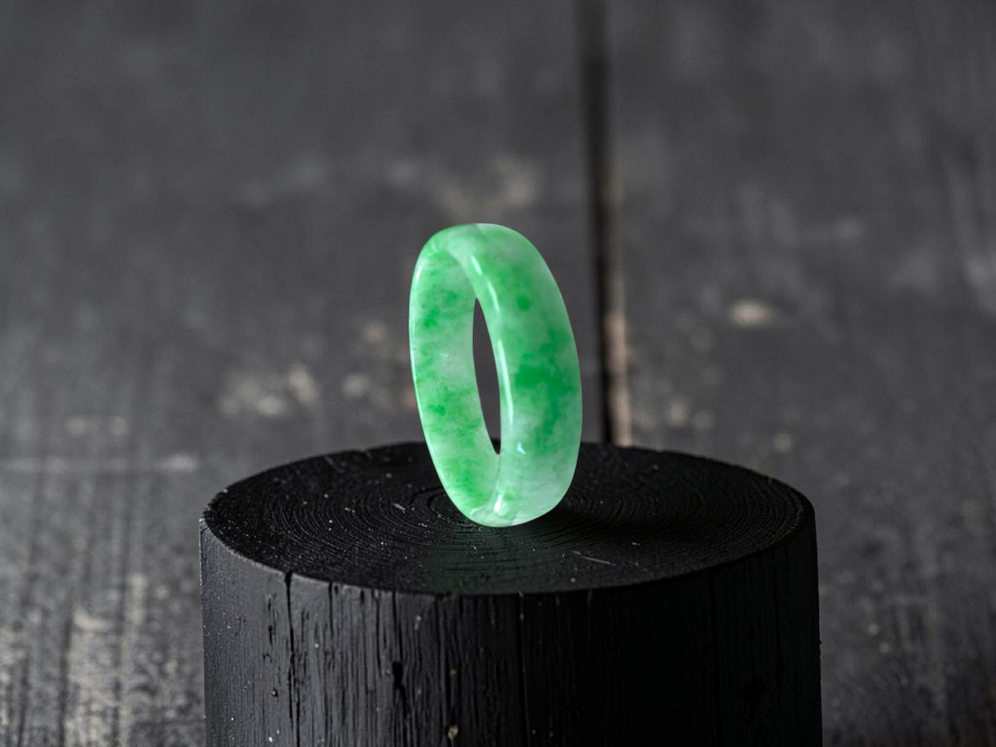 Burmese Bright Green A-Jade Infinity Band Ring - Size US 9 - V2