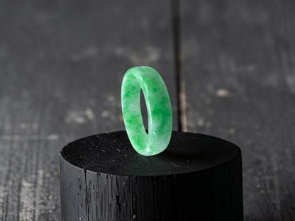 Burmese Bright Green A-Jade Infinity Band Ring - Size US 9 - V2