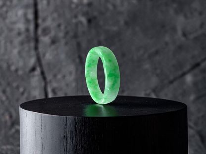 Burmese Bright Green A-Jade Infinity Band Ring - Size US 9 - V2