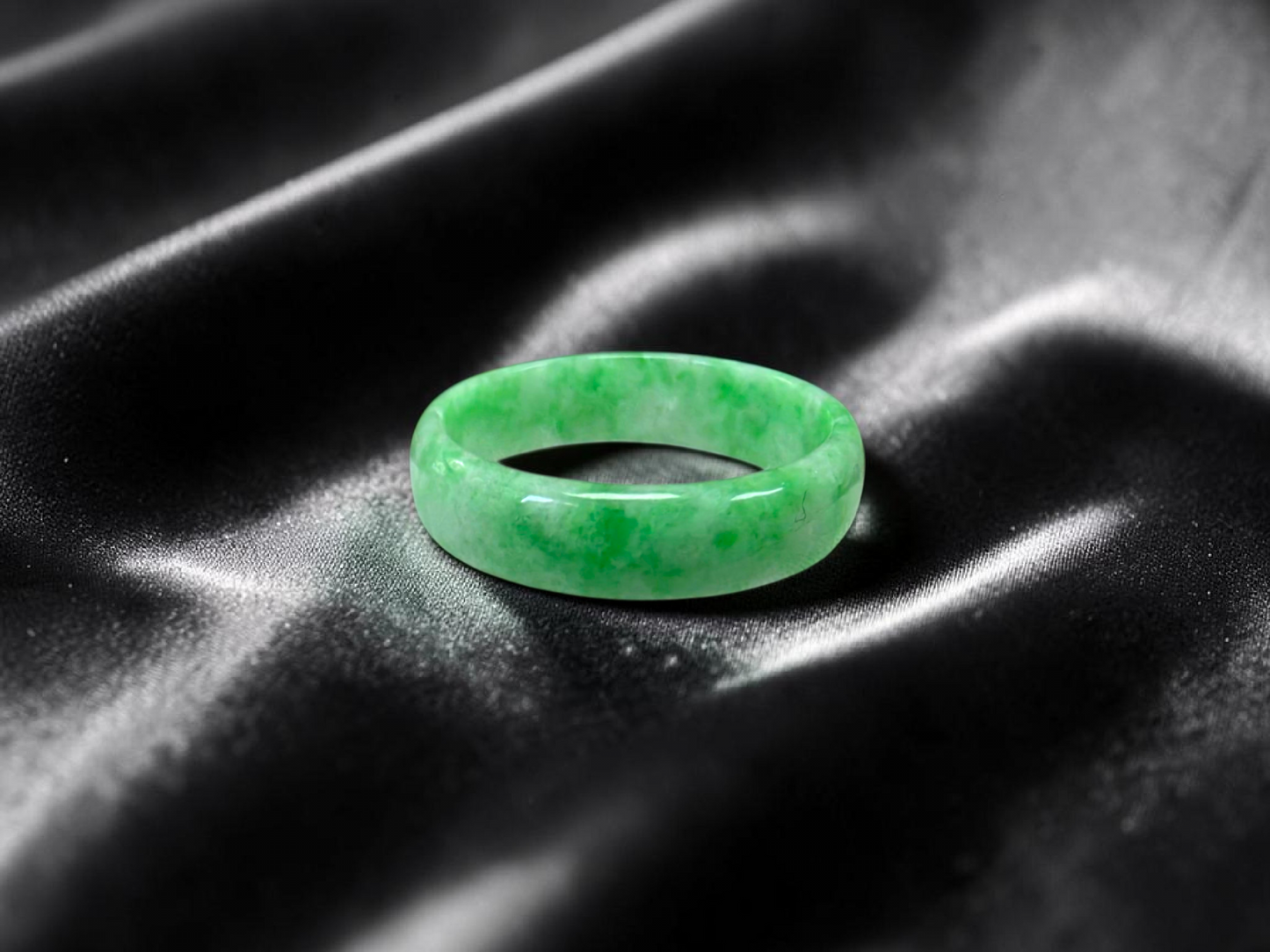Burmese Bright Green A-Jade Infinity Band Ring - Size US 9 - V2