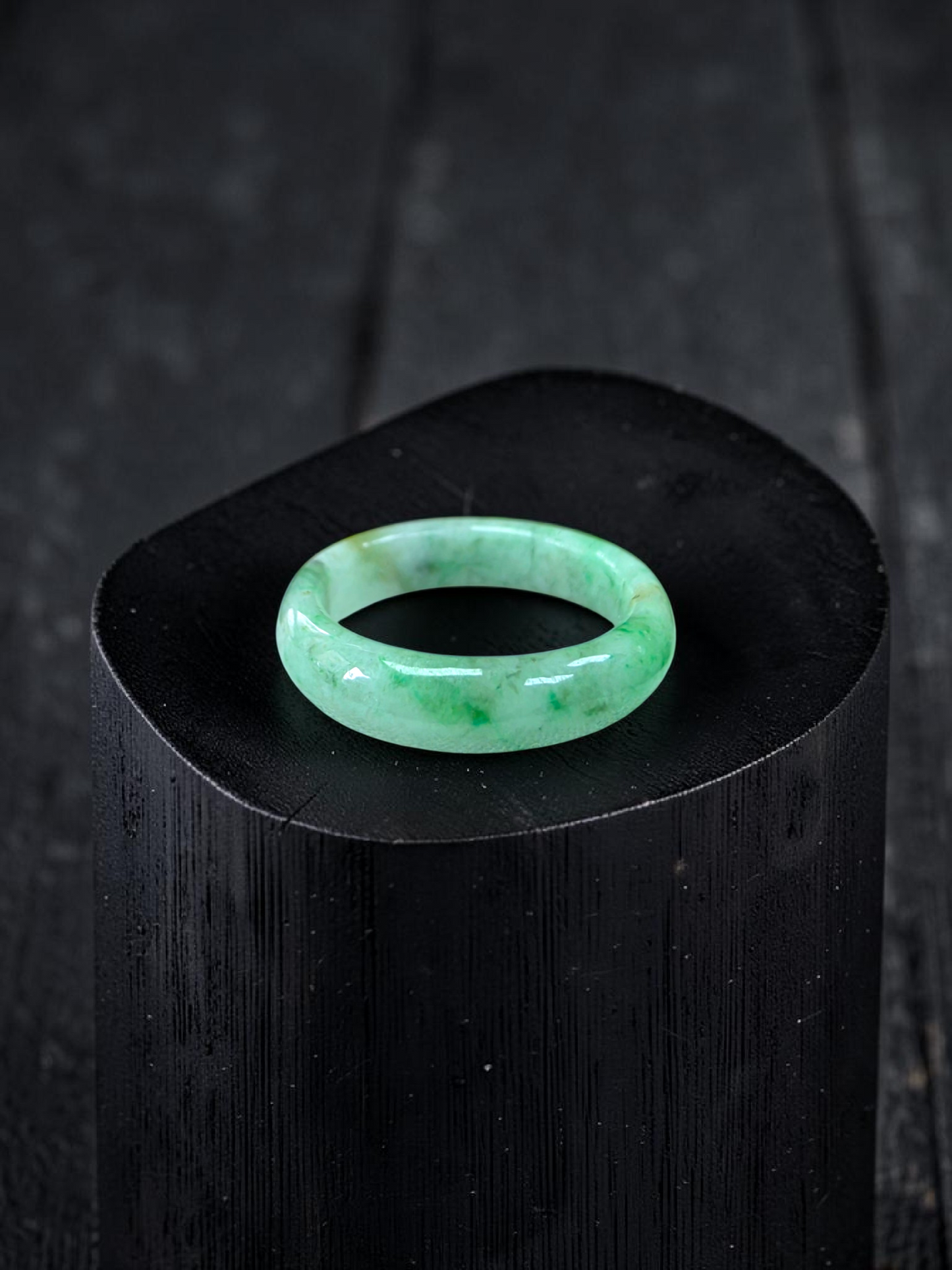 Burmese Green A-Jade Infinity Band Ring - Size US 8 - V3