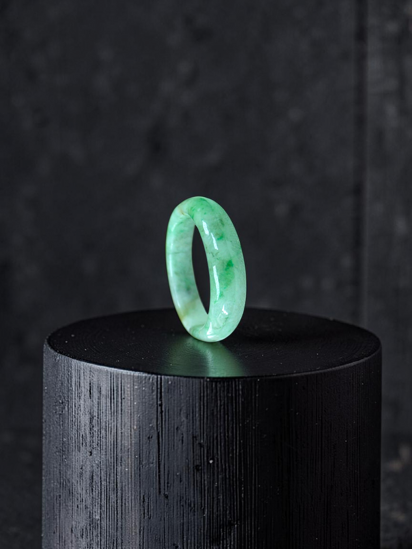 Burmese Green A-Jade Infinity Band Ring - Size US 8 - V3