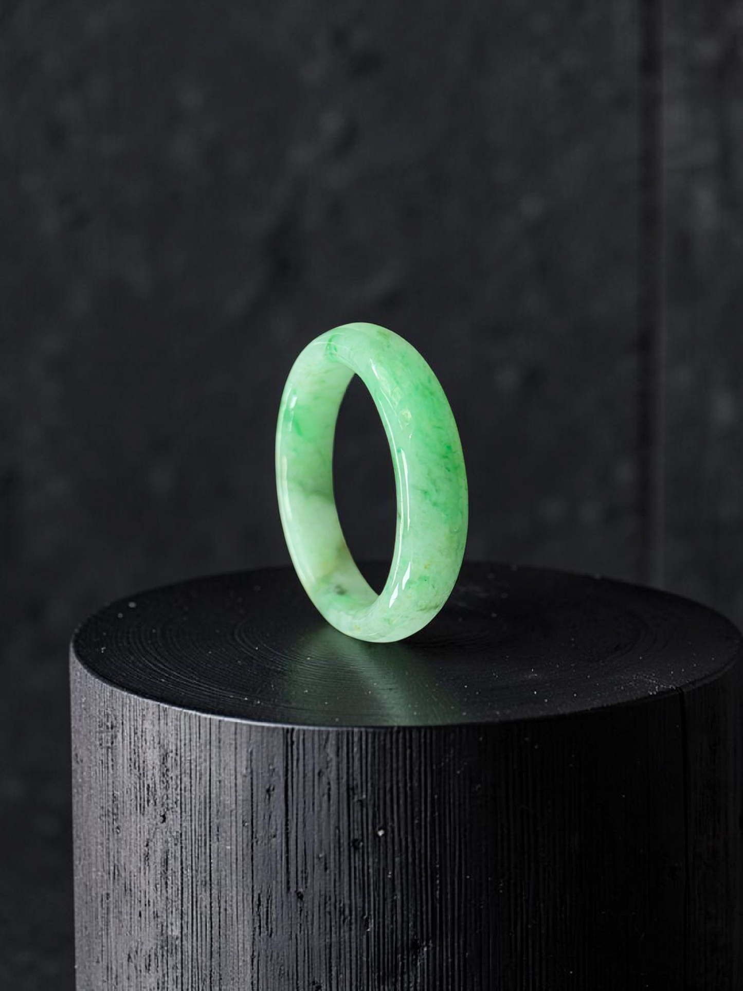 Burmese Green A-Jade Infinity Band Ring - Size US 8 - V3