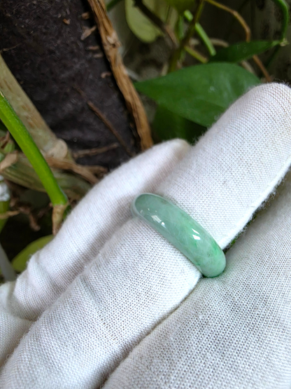 Burmese Green A-Jade Infinity Band Ring - Size US 8.5 - V5