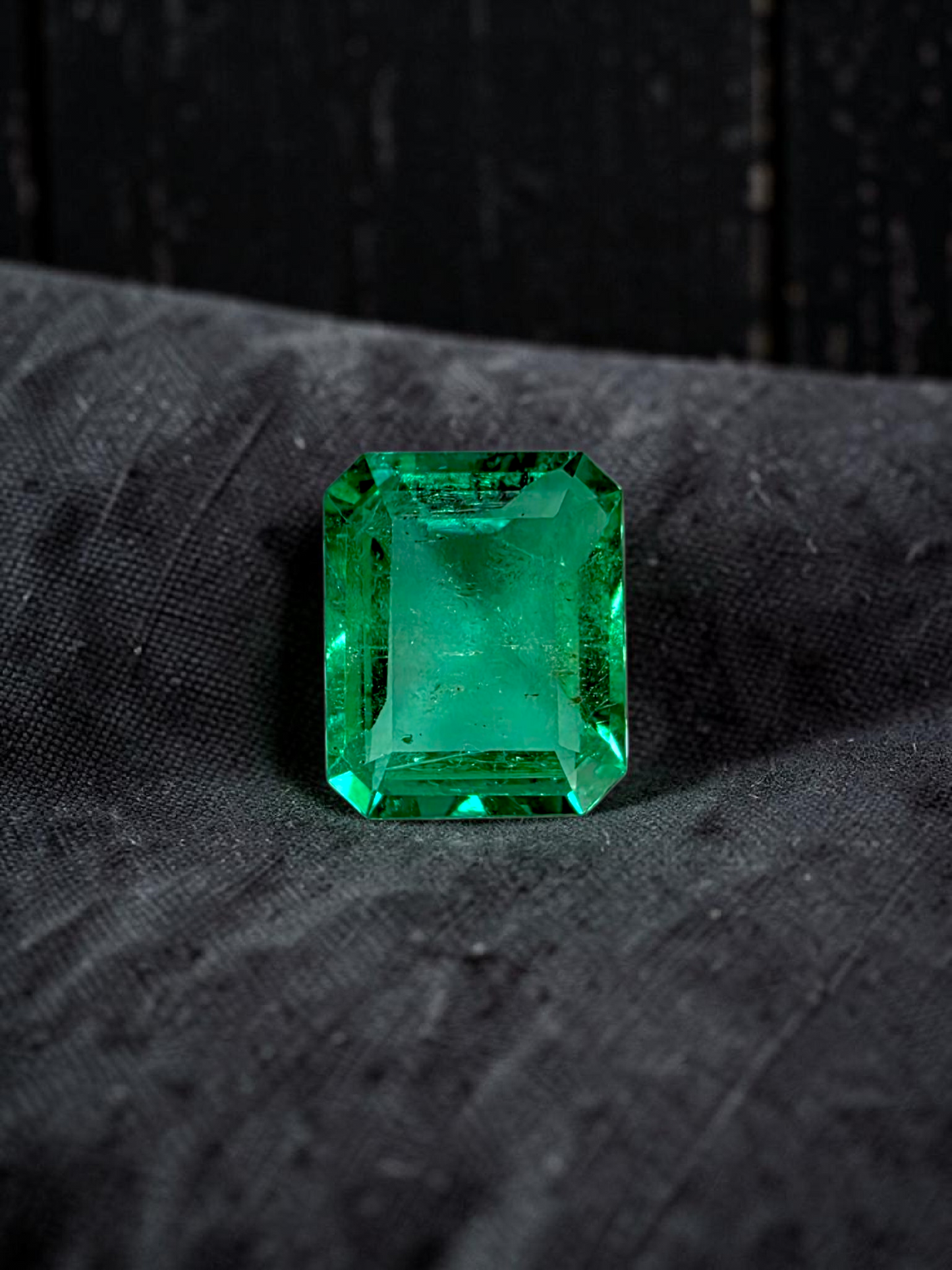 GRS Certified 4.36 cts. Minor Oil Emerald (Columbia) Eye Clean Loose Stone LS26