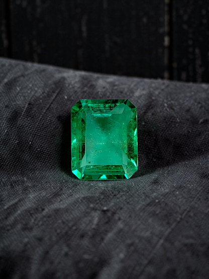GRS Certified 4.36 cts. Minor Oil Emerald (Columbia) Eye Clean Loose Stone LS26