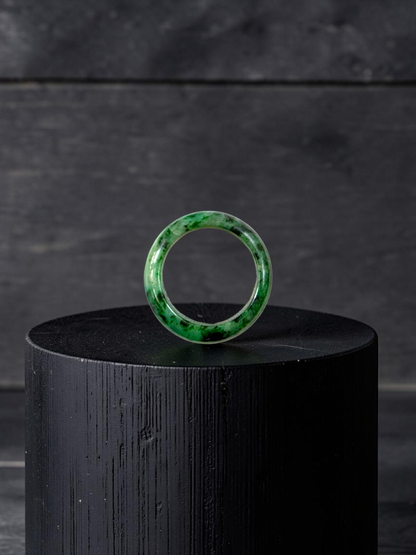 Burmese Flower Green A-Jade Infinity Band Ring - Size US 8 - V10