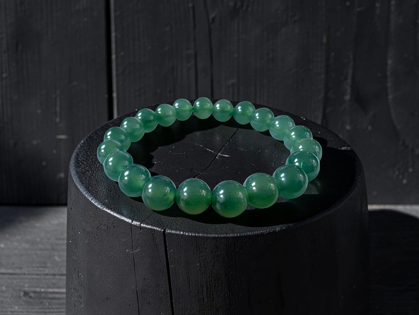 Certified Japanese Intense Icy Green Burmese A-Jade Beaded Bracelet (MADE IN JAPAN) (9.50 mm Each x 21 beads) 05059
