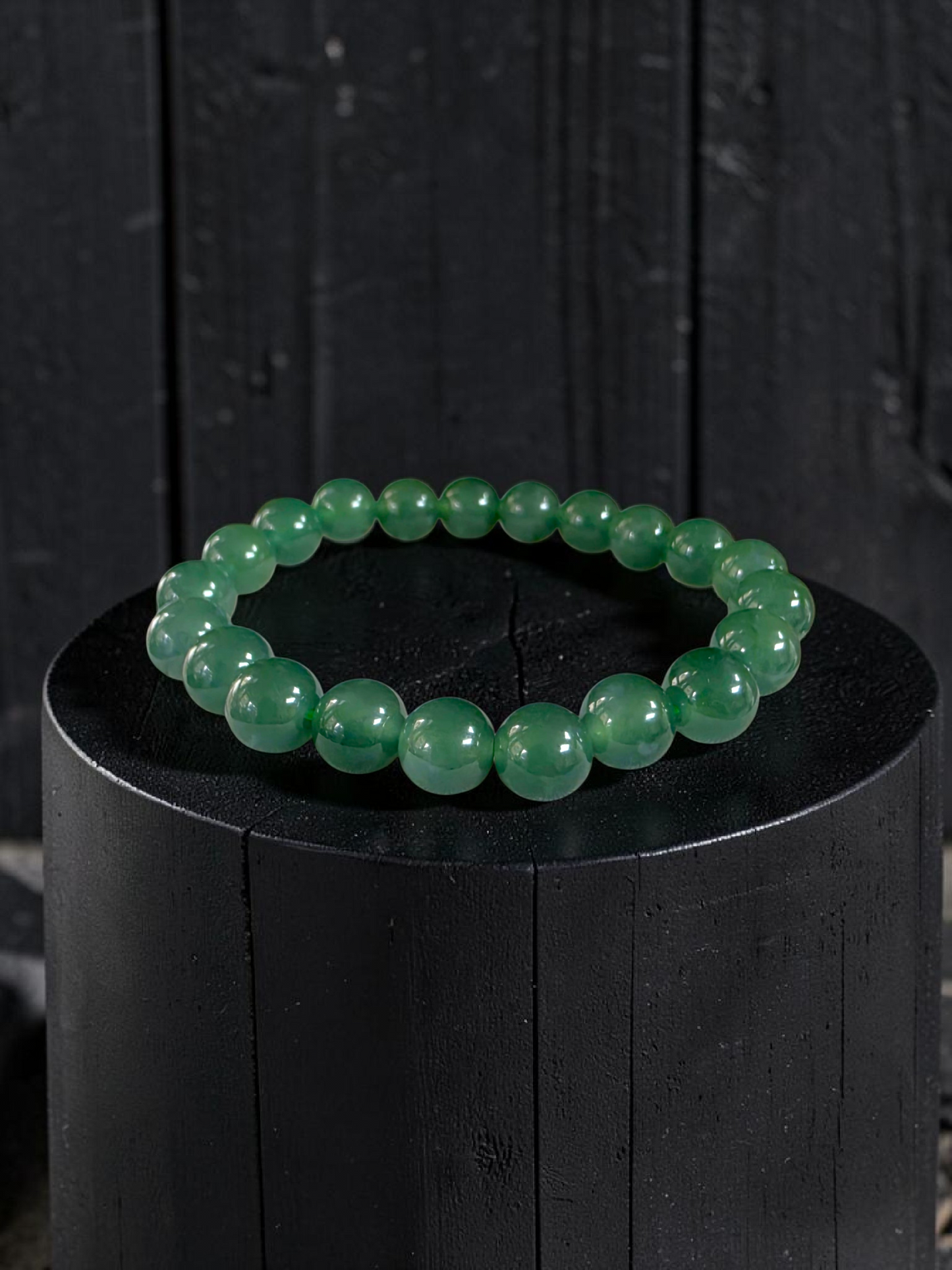 Certified Japanese Intense Icy Green Burmese A-Jade Beaded Bracelet (MADE IN JAPAN) (9.50 mm Each x 21 beads) 05059