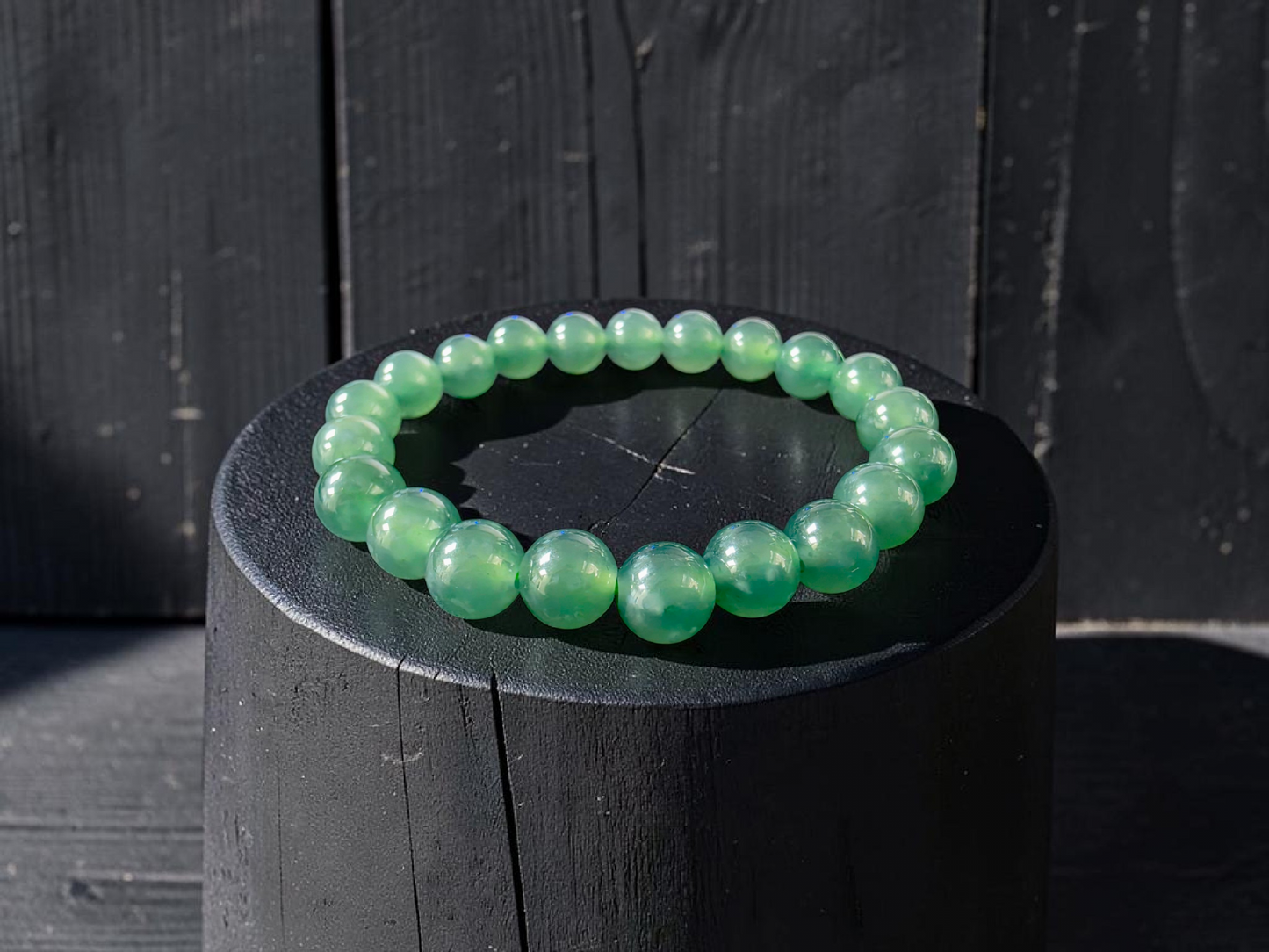 Certified Japanese Intense Icy Green Burmese A-Jade Beaded Bracelet (MADE IN JAPAN) (9.50 mm Each x 21 beads) 05059