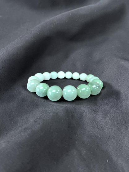 Japanese Pale Green Hombre Burmese A-Jade Beaded Bracelet (MADE IN JAPAN) (10 mm Each x 17 beads) 05062