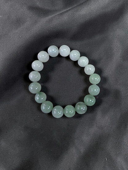 Japanese Pale Green Hombre Burmese A-Jade Beaded Bracelet (MADE IN JAPAN) (10 mm Each x 17 beads) 05062