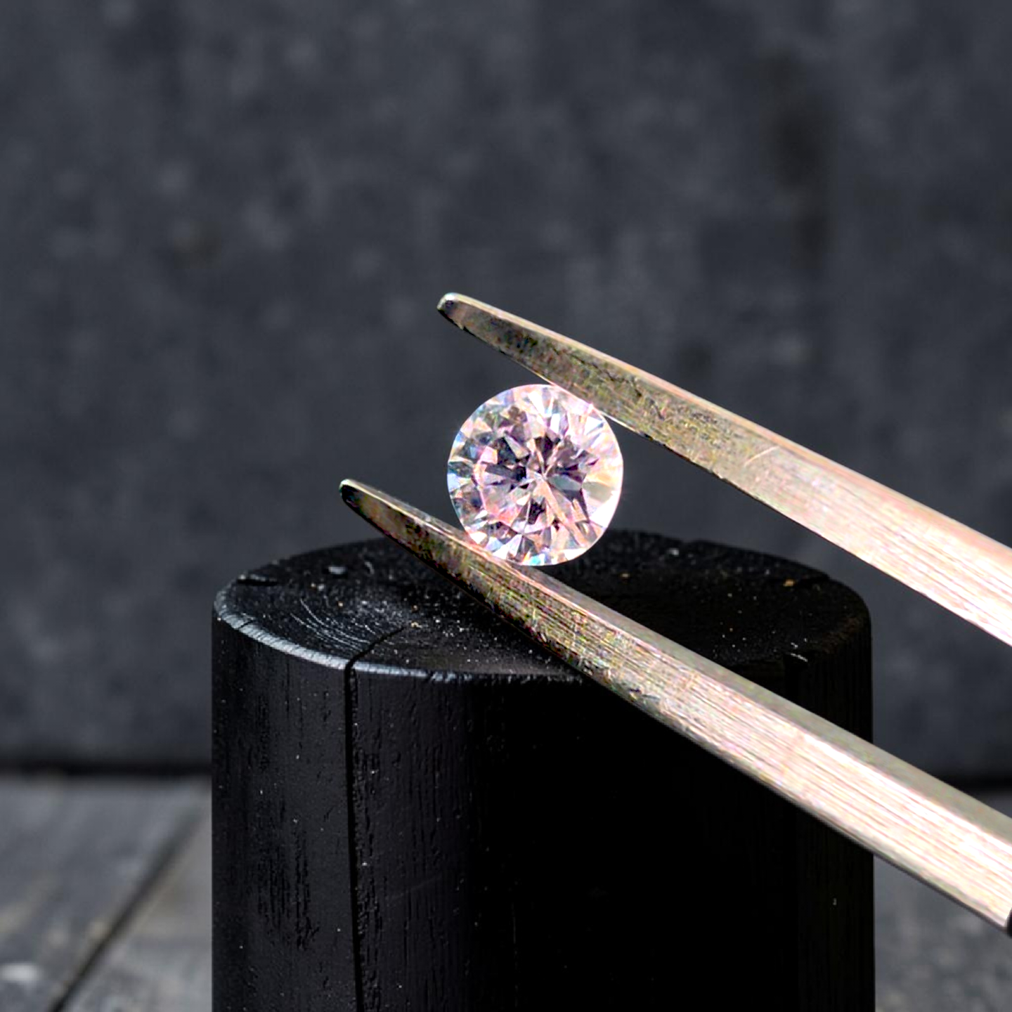 Natural 0.139 cts. Very Light Pink VS2 Round Brilliant Diamond Loose Stone - Certified - LS48