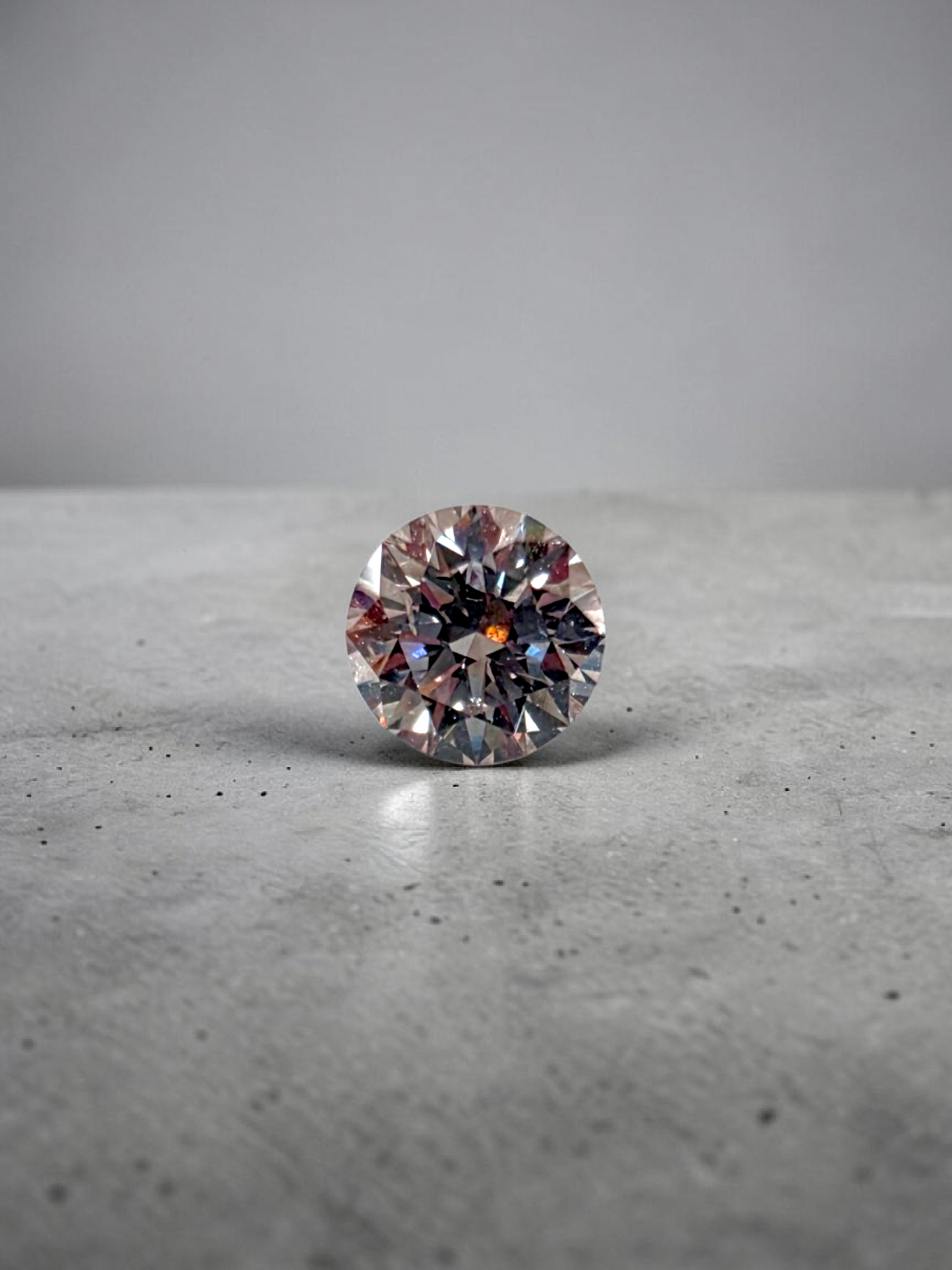 Natural 0.51 cts. Very Light Pink SI2 Vg Ex N Round Brilliant Diamond Loose Stone - GIA Certified - LS55