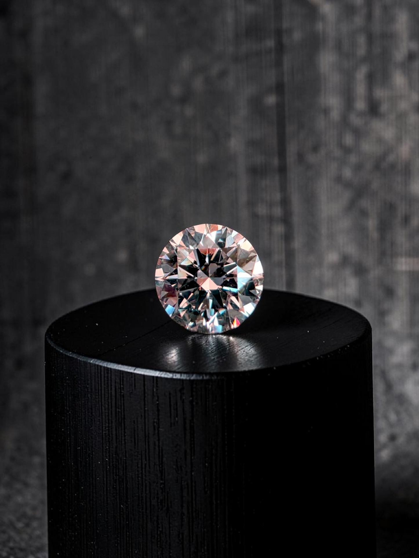 Natural 0.51 cts. Very Light Pink SI2 Vg Ex N Round Brilliant Diamond Loose Stone - GIA Certified - LS55