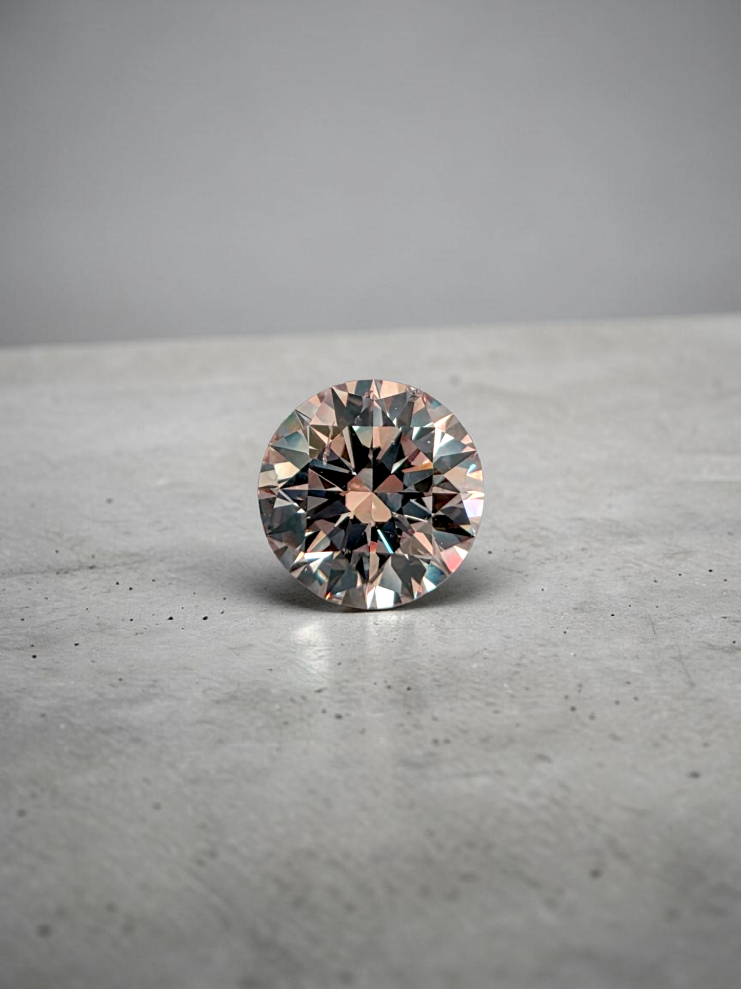 Natural 0.51 cts. Very Light Pink SI2 Vg Ex N Round Brilliant Diamond Loose Stone - GIA Certified - LS55