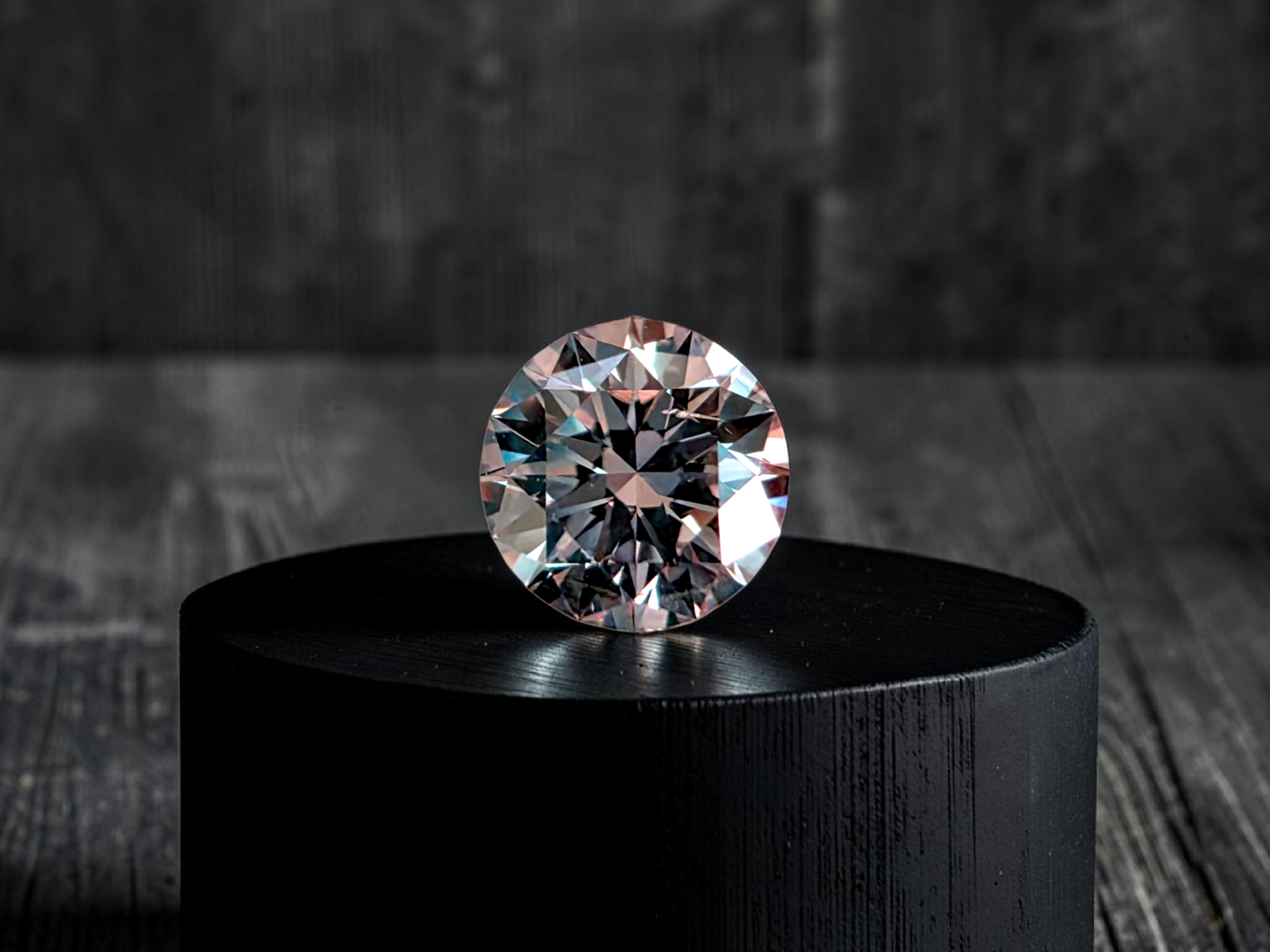 Natural 0.51 cts. Very Light Pink SI2 Vg Ex N Round Brilliant Diamond Loose Stone - GIA Certified - LS55