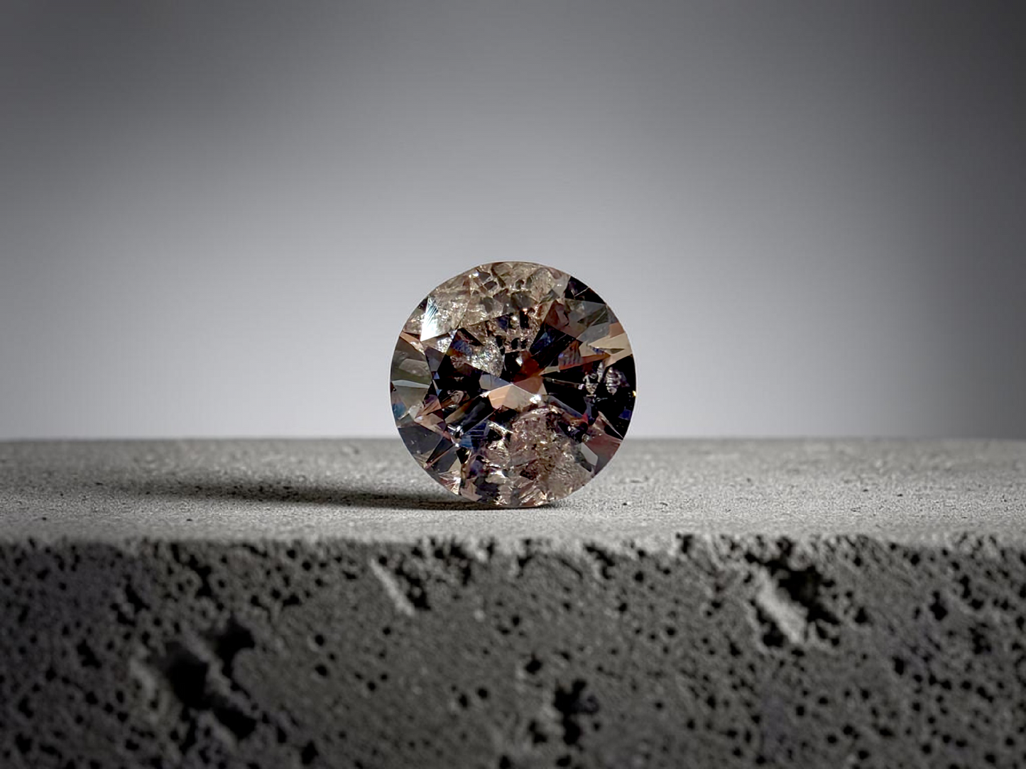 Natural 1.51 cts. Light Pinkish Brown Round Brilliant Diamond Loose Stone - GIA Certified - LS57