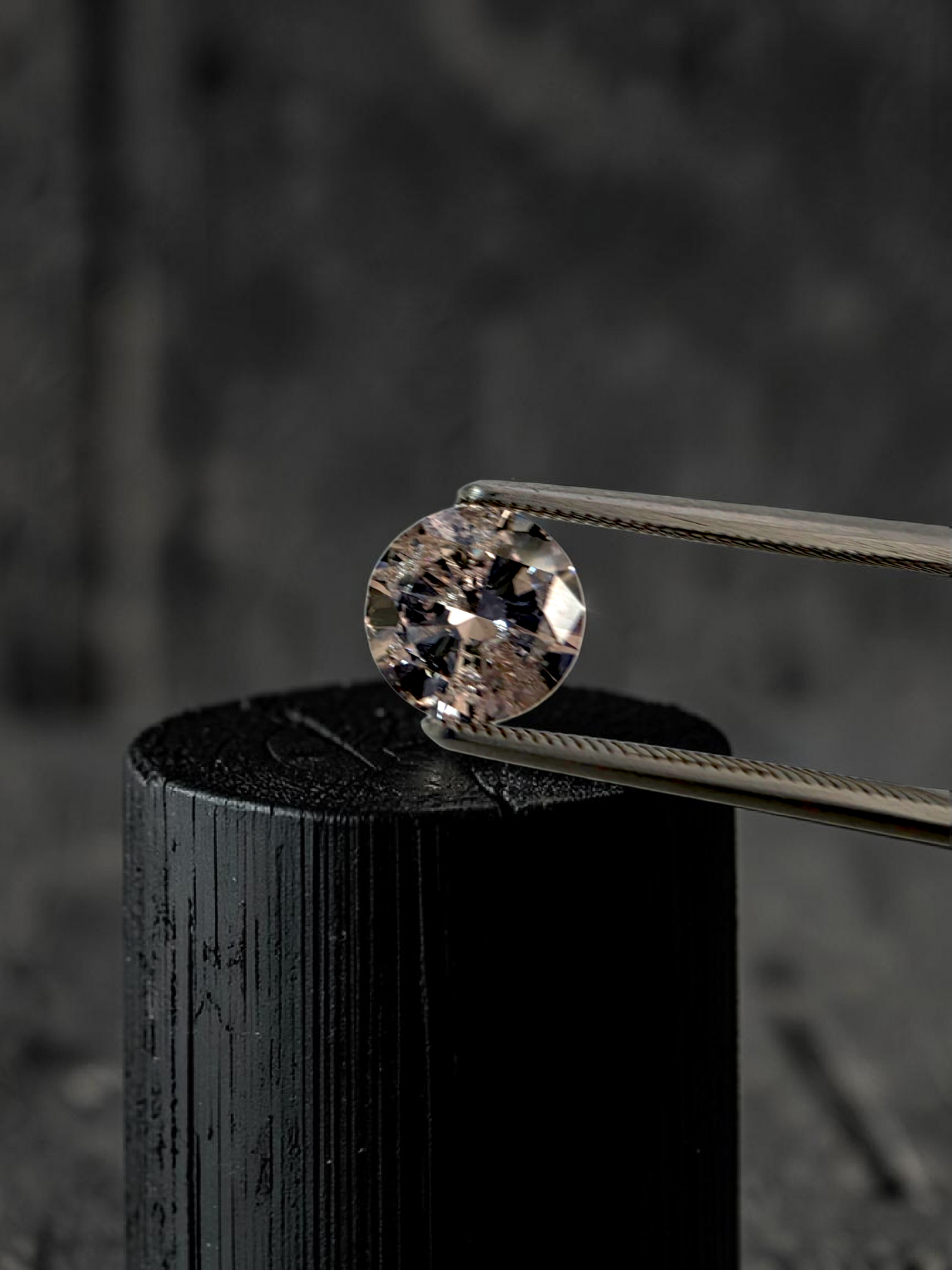 Natural 1.51 cts. Light Pinkish Brown Round Brilliant Diamond Loose Stone - GIA Certified - LS57
