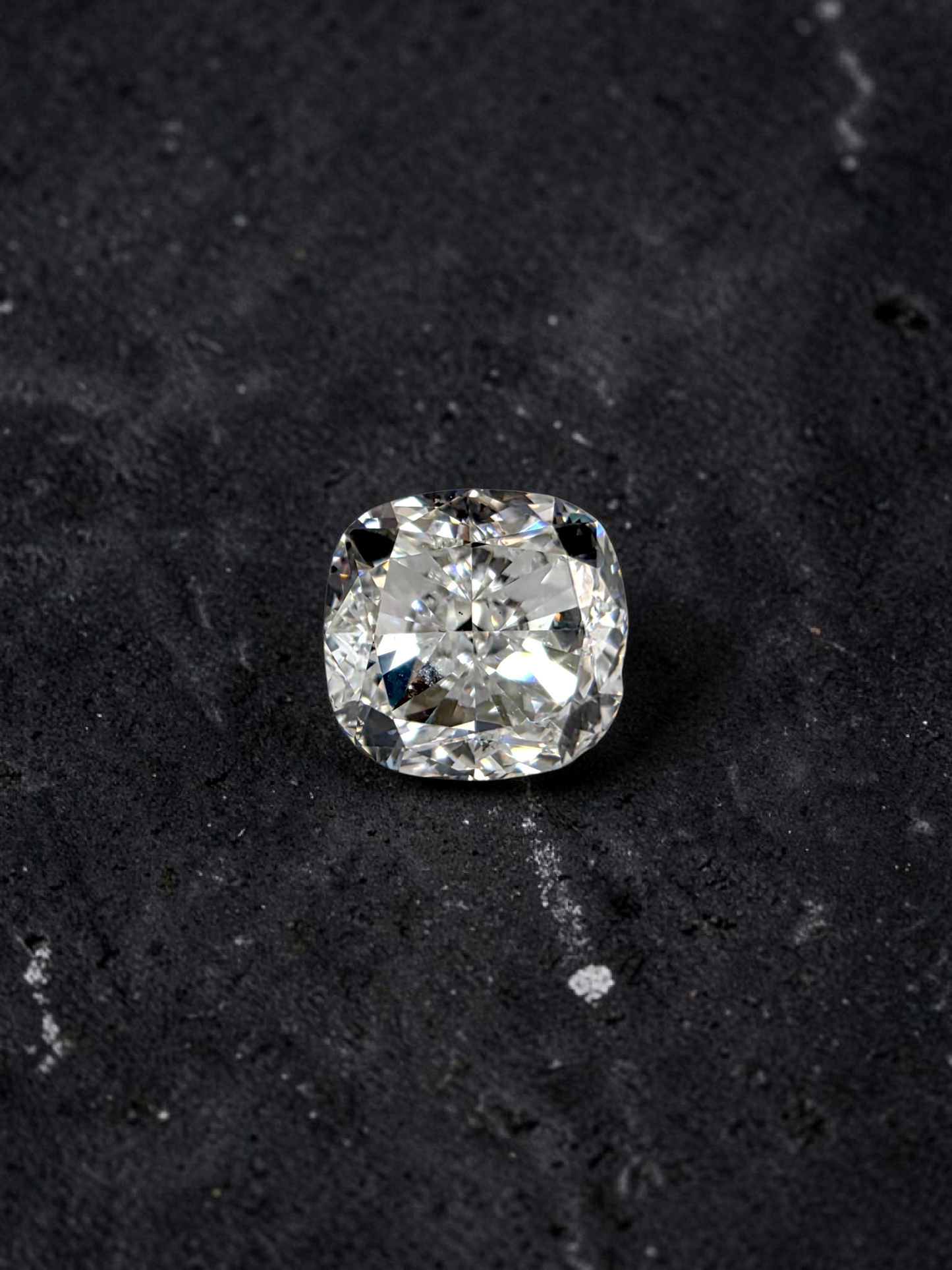 Natural 2.01 cts. D VS2 Ex Ex N Cushion Shaped Diamond Loose Stone - GIA Certified - LS59