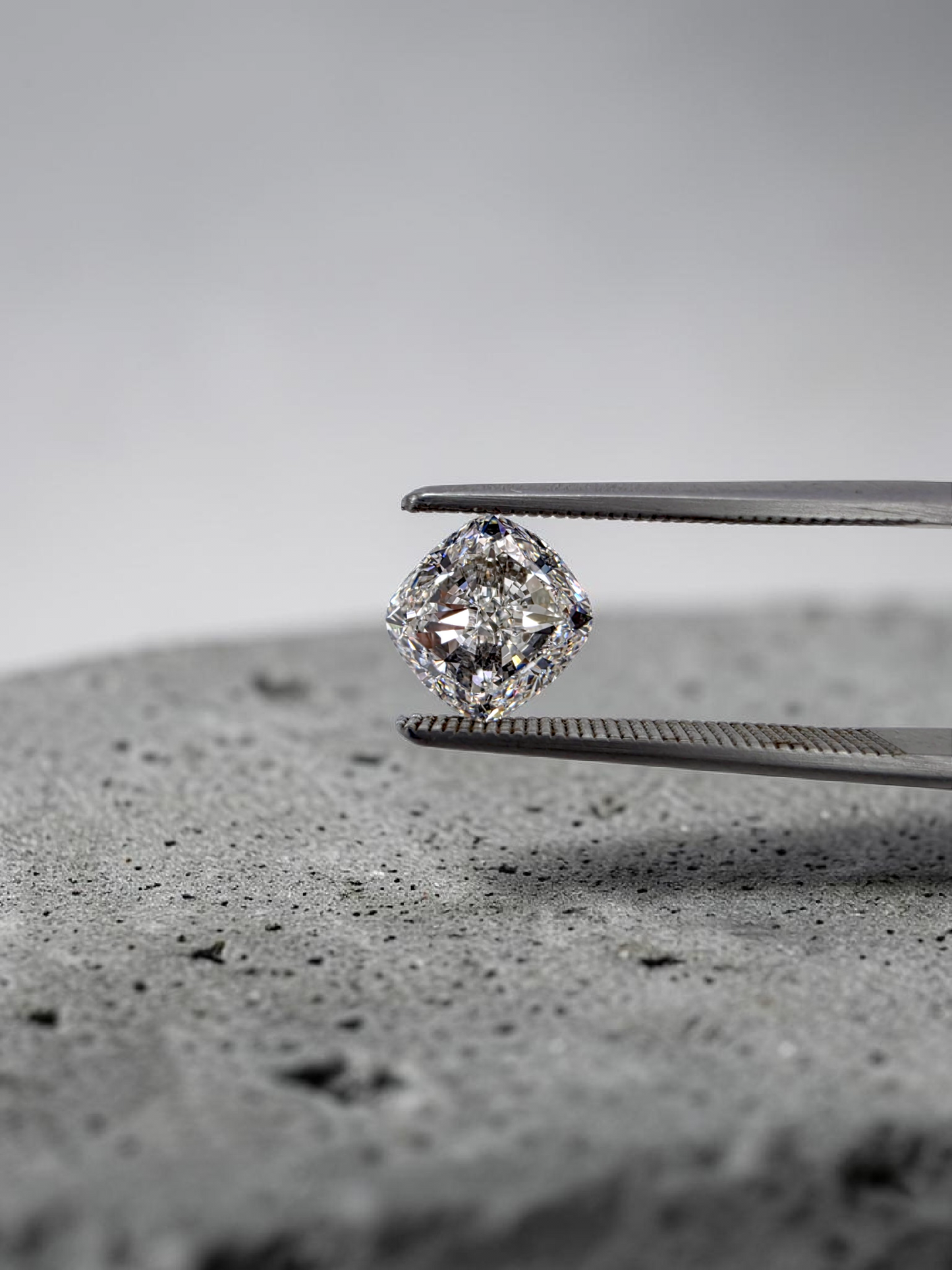 Natural 2.00 cts. G VS1 Ex Vg N Cushion Shaped Diamond Loose Stone - GIA Certified - LS61