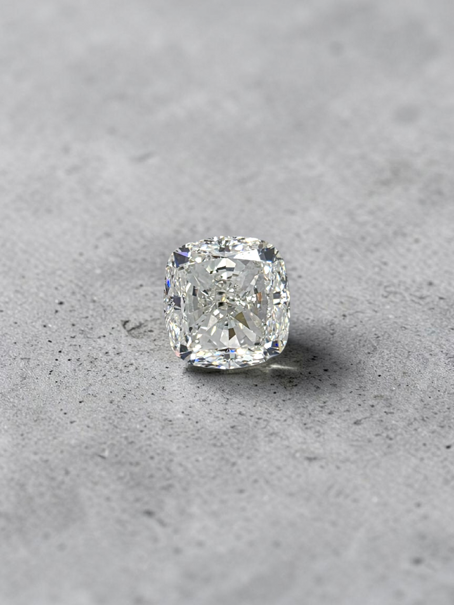 Natural 2.00 cts. G VS1 Ex Vg N Cushion Shaped Diamond Loose Stone - GIA Certified - LS61