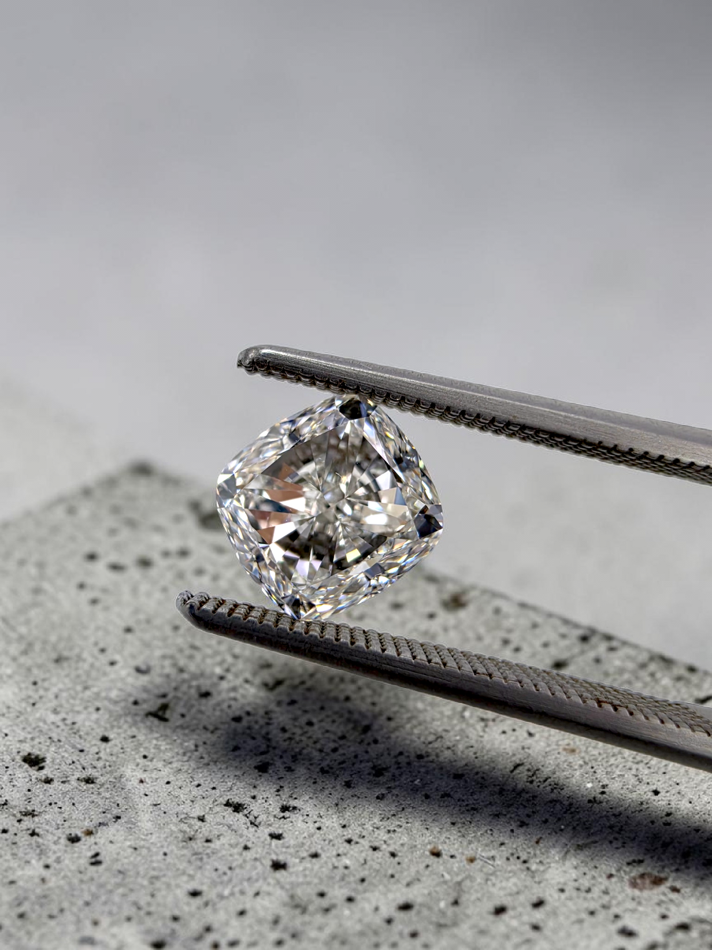Natural 2.00 cts. G VS1 Ex Vg N Cushion Shaped Diamond Loose Stone - GIA Certified - LS61