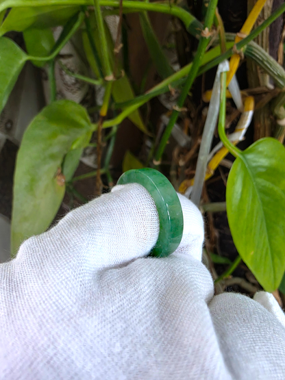 Master's Burmese Green A-Jadeite Infinity Band Ring Size US 9 - 09026 - Certified