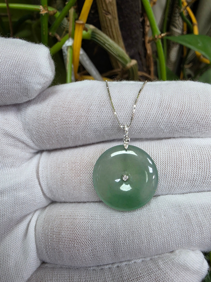 Tagawa Round Burmese A-Jadeite 22.00 mm Donut Charm Pendant (with 18K White Gold and White Diamonds) - Certified