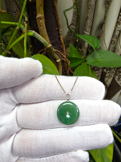 Omuta Round Burmese A-Jadeite 17.30 mm Donut Charm Pendant (with 18K White Gold and White Diamonds) - Certified