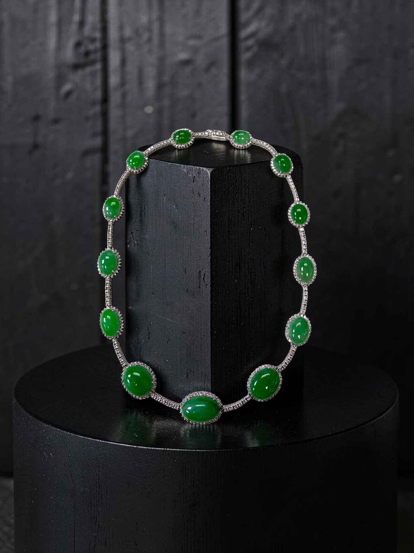 Ginza (MADE IN JAPAN) Burmese A-Jadeite Necklace (with 18K White Gold and White Diamonds) - Certified