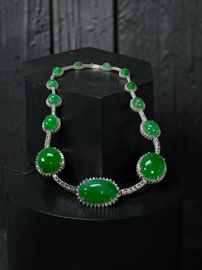Ginza (MADE IN JAPAN) Burmese A-Jadeite Necklace (with 18K White Gold and White Diamonds) - Certified