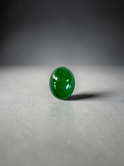 Certified MADE IN JAPAN 9.05 cts. Bright Apple Green Burmese A-Jadeite Oval Cabochon Loose Stone LS63