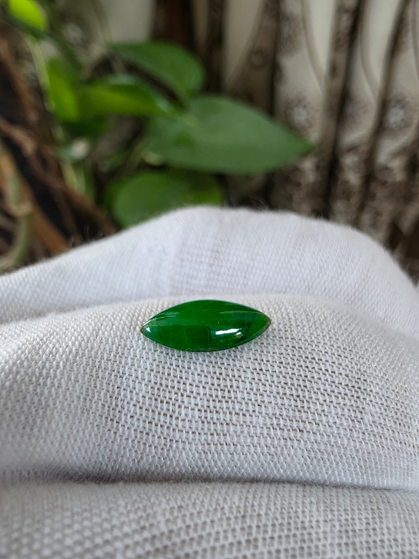 Certified MADE IN JAPAN 1.65 cts. Intense Imperial Apple Green Burmese A-Jadeite Marquise Cabochon Loose Stone LS64