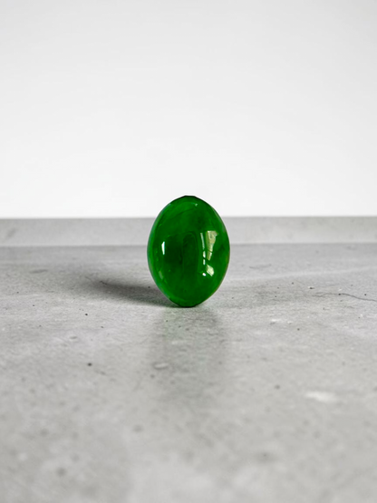 Certified MADE IN JAPAN 3.622 cts. Bright Intense Green Burmese A-Jadeite Oval Cabochon Loose Stone LS66