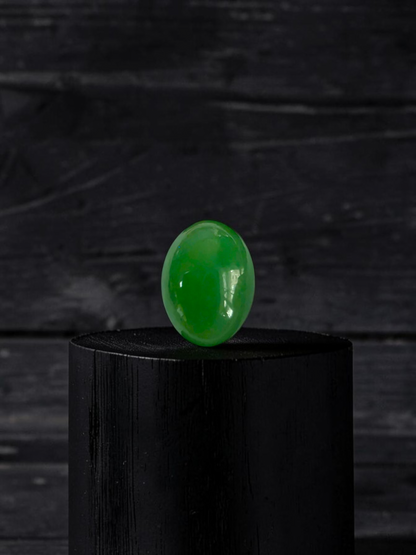Certified MADE IN JAPAN 4.42 cts. Green Burmese A-Jadeite Oval Cabochon Loose Stone LS67