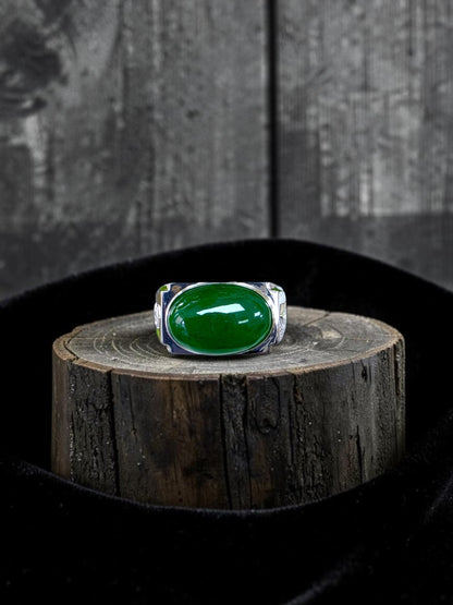 Chita MADE IN JAPAN 8.80 cts. Certified Intense Green Burmese A-Jadeite Men's Ring (18K White Gold and White Diamonds) Size US9.5  - R25