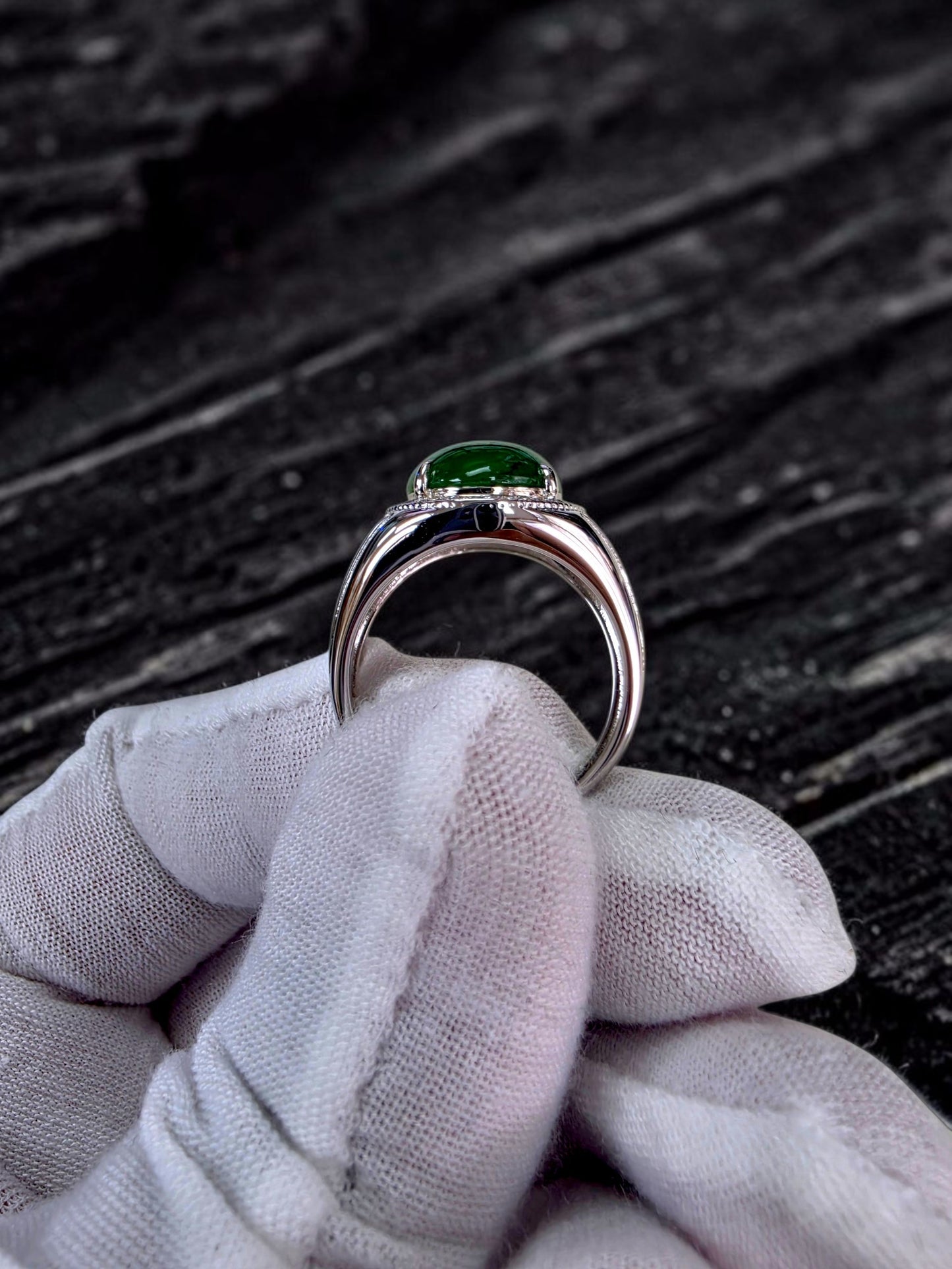 Chiba MADE IN JAPAN 7.42 cts. Certified Vivid Apple Green Burmese A-Jadeite Ring (with 18K White Gold and White Diamonds) Size US9.5  - R26