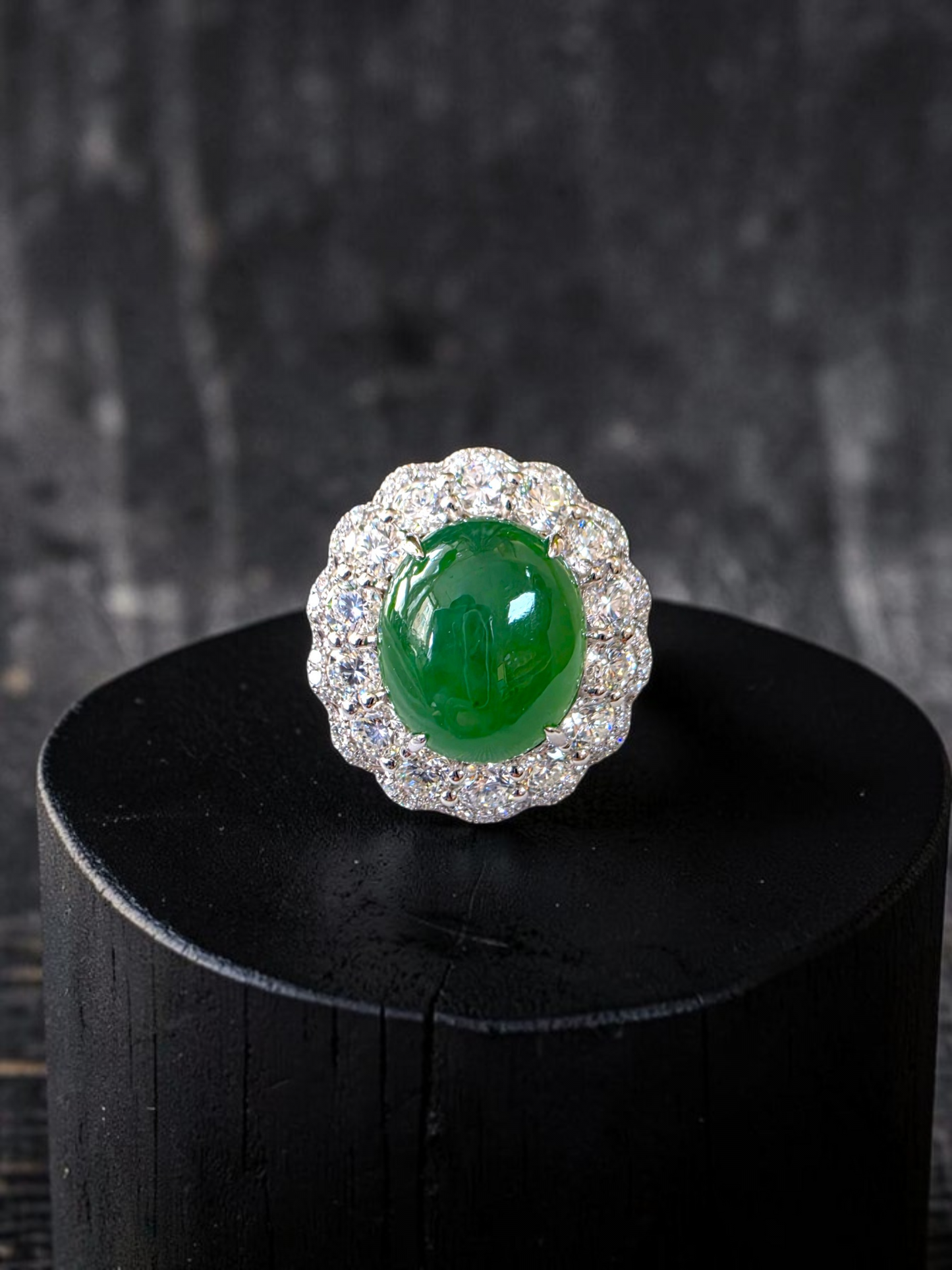 Shinshiro MADE IN JAPAN 6.88 cts. Certified Intense Icy Green Burmese A-Jadeite Ring (with 18K White Gold and White Diamonds) Size US7 - R27