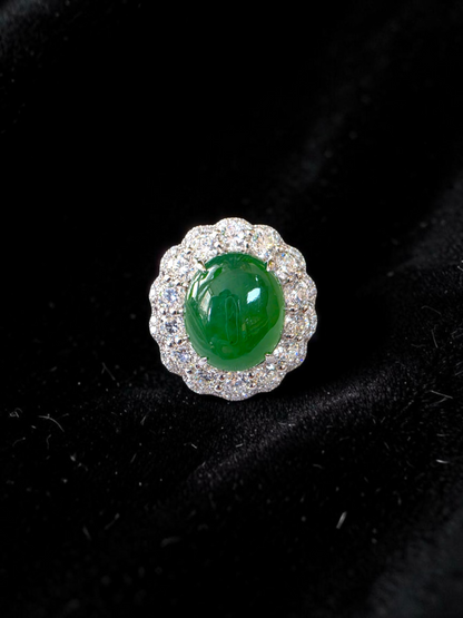 Shinshiro MADE IN JAPAN 6.88 cts. Certified Intense Icy Green Burmese A-Jadeite Ring (with 18K White Gold and White Diamonds) Size US7 - R27